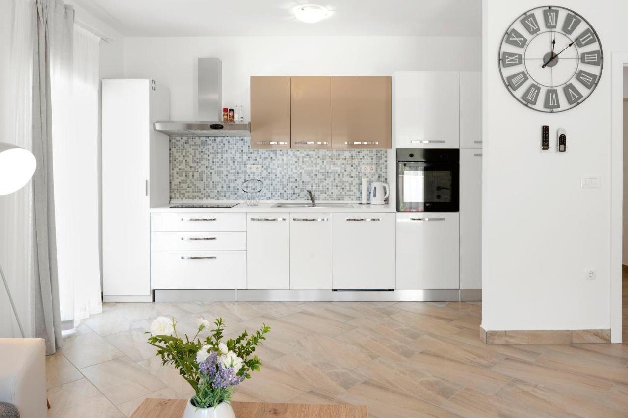 Aaa Anic Amazing Apartments Deluxe Σπλιτ Εξωτερικό φωτογραφία